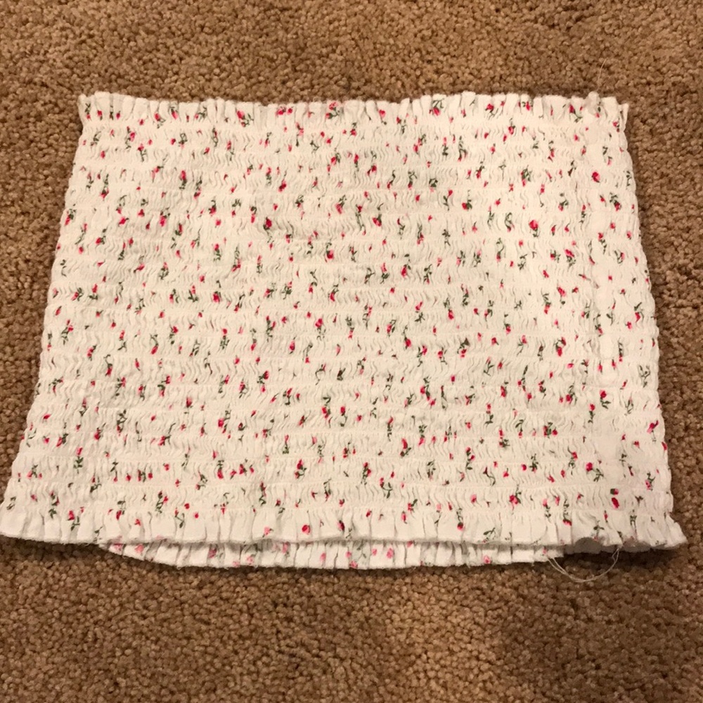 Floral scrunchy tube top
